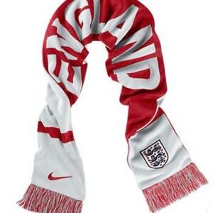 Nike Red and White England Soccer Scarf pre-owned.
